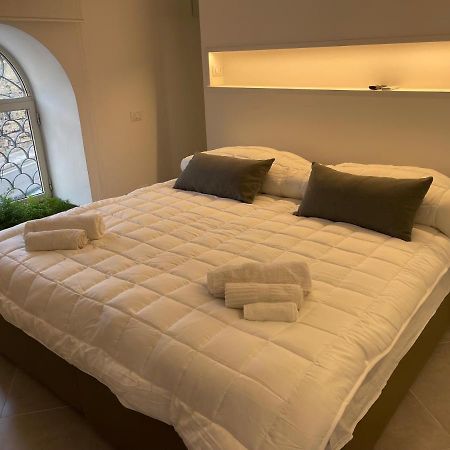 Cathedral House Design Apartment Palermo Ngoại thất bức ảnh